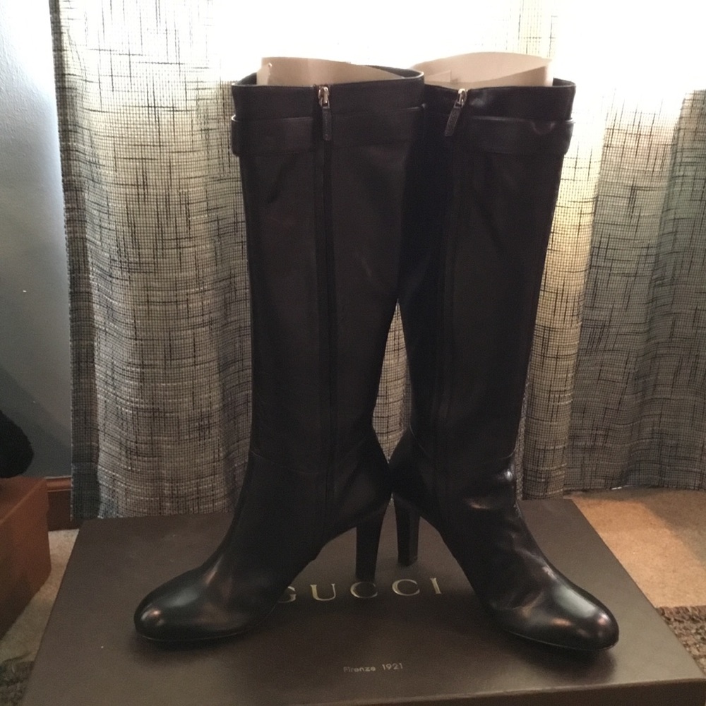 Boots - Picture 7 of 8